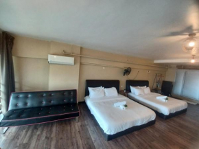Duplex Apartment Near Queensbay Mall